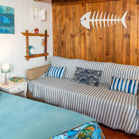 In Front Of Idyllic アパート Majanicho