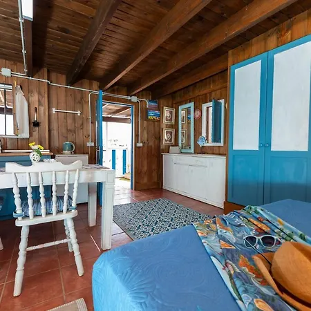 Apartment In Front Of Idyllic Majanicho